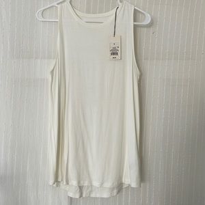 New with tags cream tank